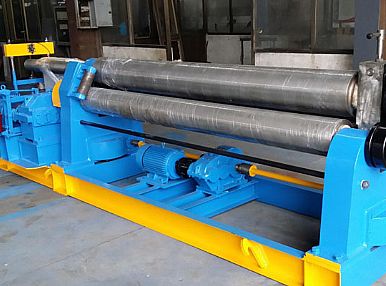 3-roll rolling machine